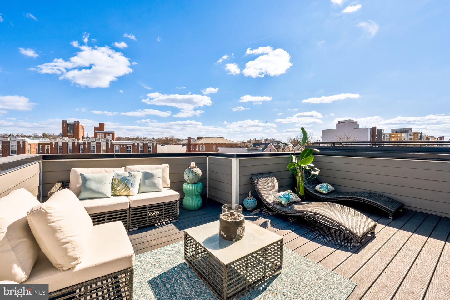 4016 GEORGIA AVE NW #9, WASHINGTON, District Of Columbia 20011, 3 Bedrooms Bedrooms, ,2 BathroomsBathrooms,Residential,For sale,4016 GEORGIA AVE NW #9,DCDC2198582 MLS # DCDC2198582