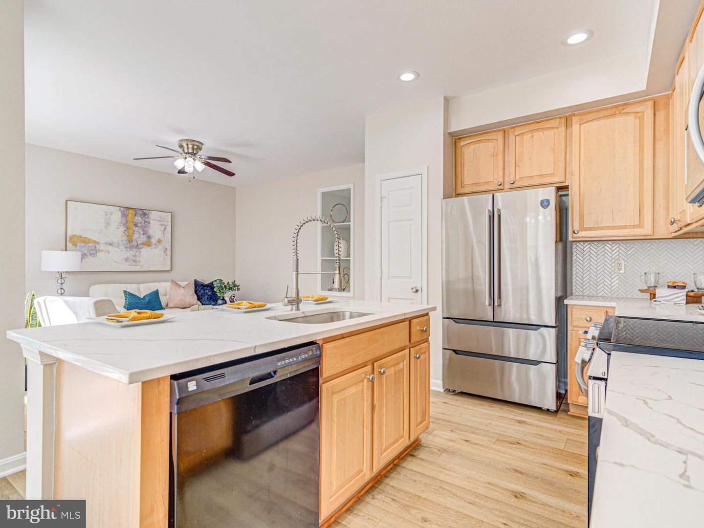 47795 SCOTSBOROUGH SQ, STERLING, Virginia 20165, 3 Bedrooms Bedrooms, ,2 BathroomsBathrooms,Residential,For sale,47795 SCOTSBOROUGH SQ,VALO2095294 MLS # VALO2095294