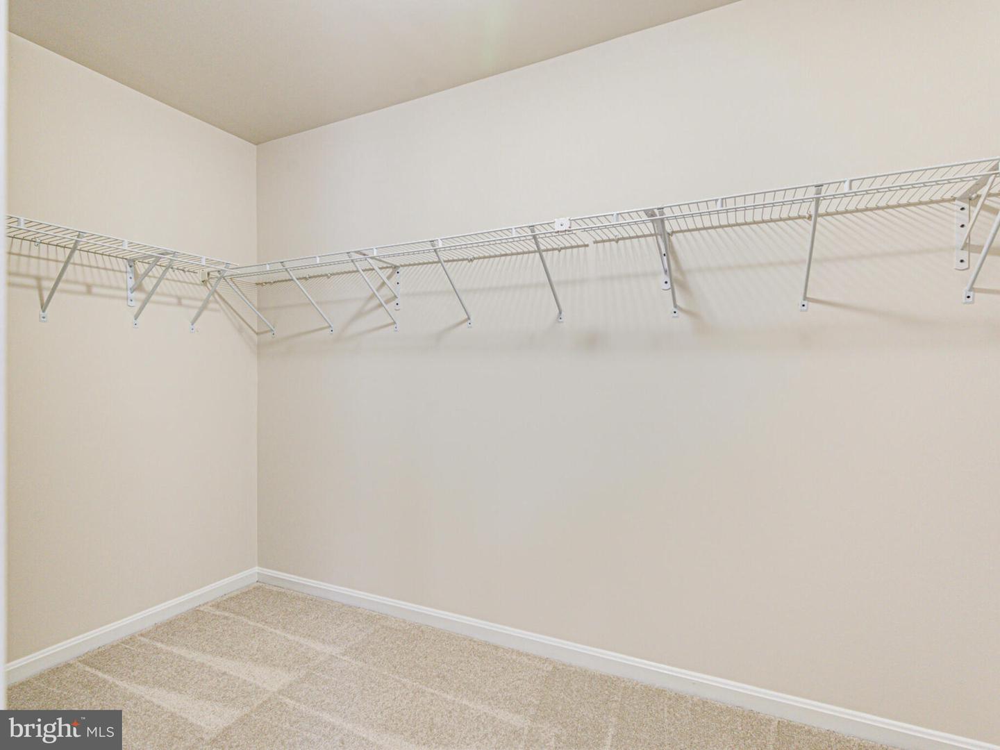 47795 SCOTSBOROUGH SQ, STERLING, Virginia 20165, 3 Bedrooms Bedrooms, ,2 BathroomsBathrooms,Residential,For sale,47795 SCOTSBOROUGH SQ,VALO2095294 MLS # VALO2095294