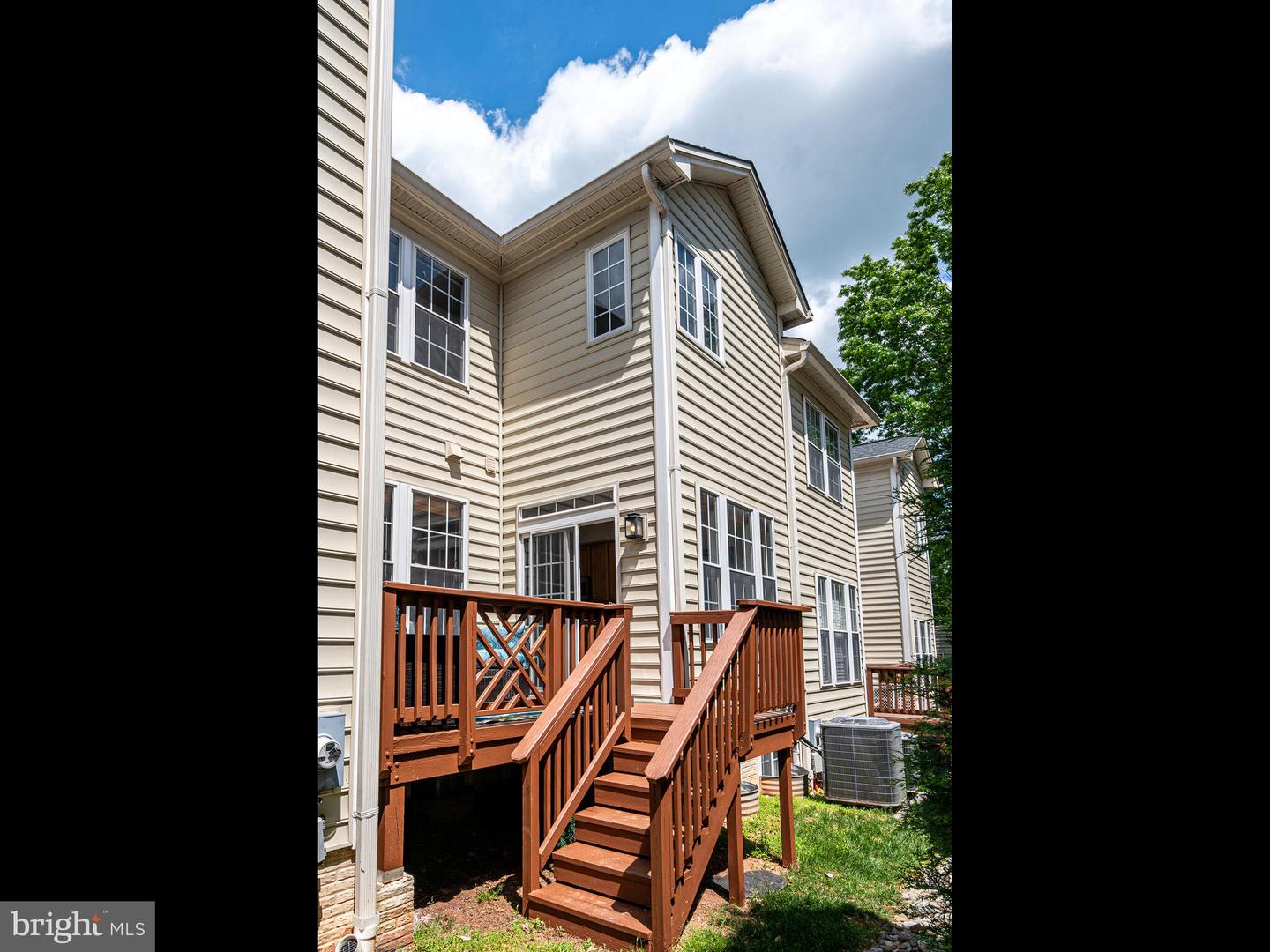 47795 SCOTSBOROUGH SQ, STERLING, Virginia 20165, 3 Bedrooms Bedrooms, ,2 BathroomsBathrooms,Residential,For sale,47795 SCOTSBOROUGH SQ,VALO2095294 MLS # VALO2095294