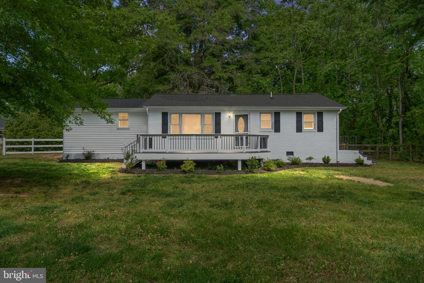 13405 DAHLGREN RD, KING GEORGE, Virginia 22485, 3 Bedrooms Bedrooms, ,2 BathroomsBathrooms,Residential,For sale,13405 DAHLGREN RD,VAKG2006356 MLS # VAKG2006356