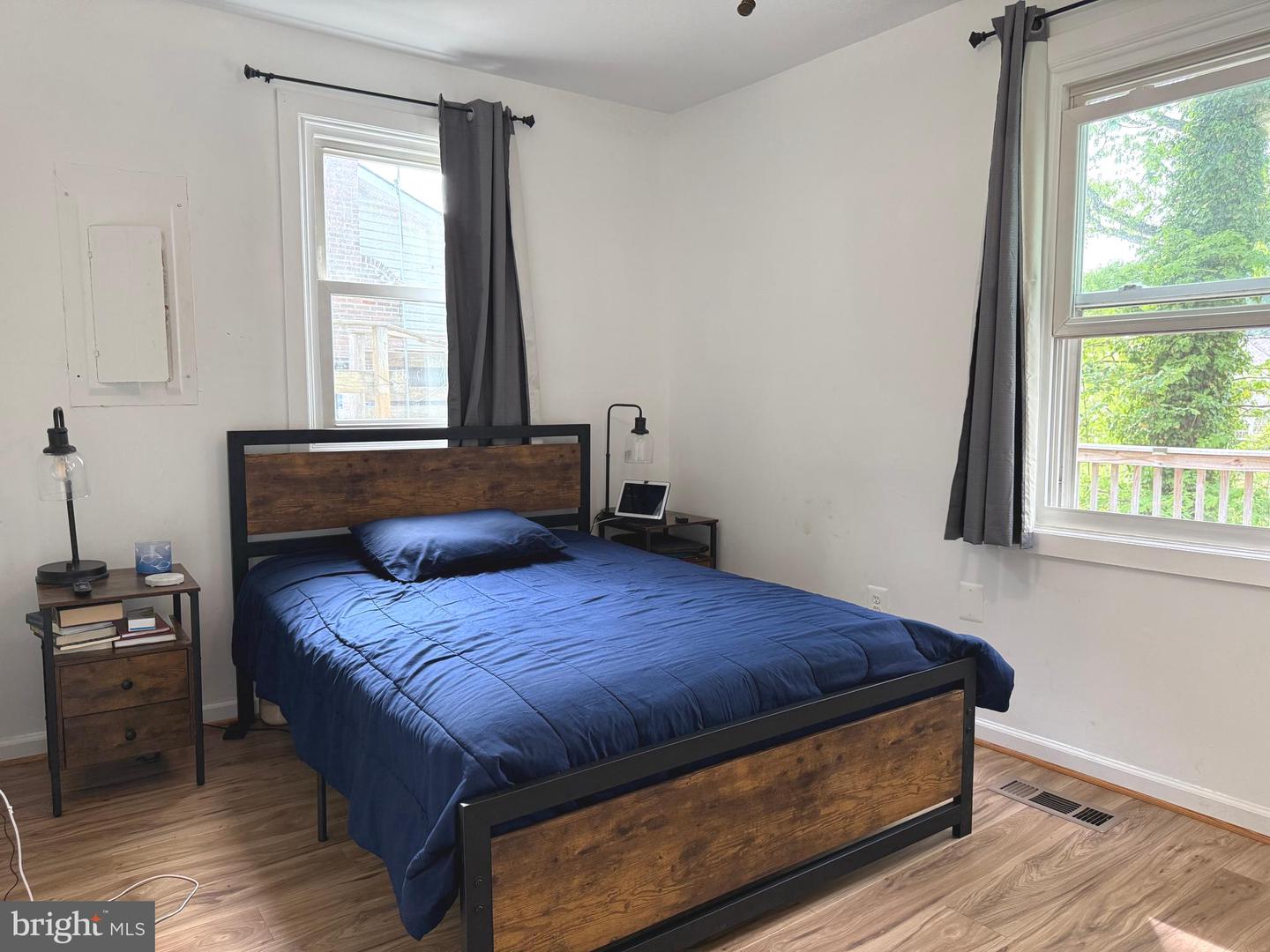 19127 WINDSOR RD, TRIANGLE, Virginia 22172, 4 Bedrooms Bedrooms, ,2 BathroomsBathrooms,Residential,For sale,19127 WINDSOR RD,VAPW2093656 MLS # VAPW2093656