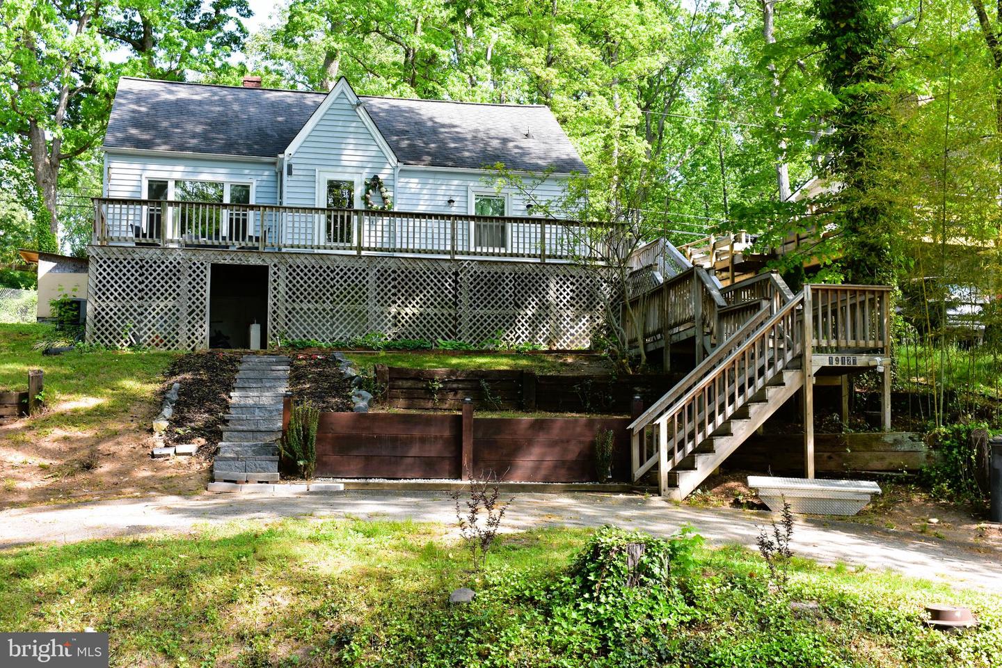 19127 WINDSOR RD, TRIANGLE, Virginia 22172, 4 Bedrooms Bedrooms, ,2 BathroomsBathrooms,Residential,For sale,19127 WINDSOR RD,VAPW2093656 MLS # VAPW2093656