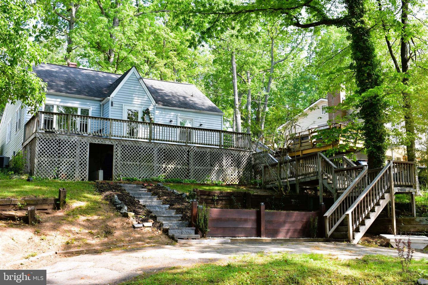19127 WINDSOR RD, TRIANGLE, Virginia 22172, 4 Bedrooms Bedrooms, ,2 BathroomsBathrooms,Residential,For sale,19127 WINDSOR RD,VAPW2093656 MLS # VAPW2093656