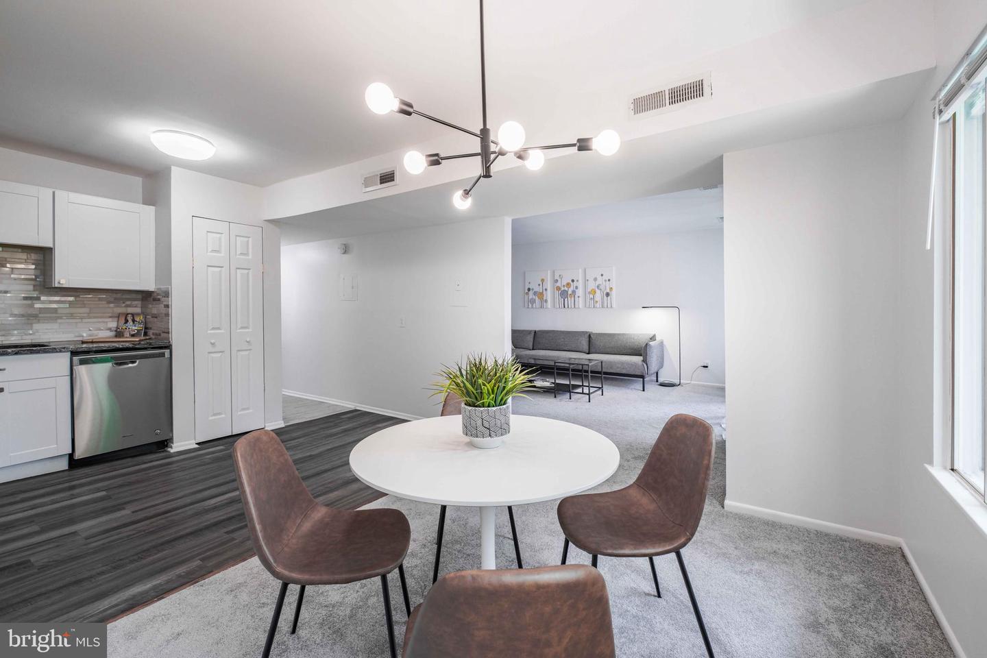 5065 7TH RD S #202, ARLINGTON, Virginia 22204, 3 Bedrooms Bedrooms, ,2 BathroomsBathrooms,Residential,For sale,5065 7TH RD S #202,VAAR2056884 MLS # VAAR2056884
