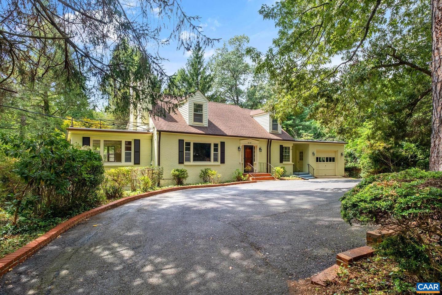 110 WARREN LN, CHARLOTTESVILLE, Virginia 22901, 5 Bedrooms Bedrooms, ,3 BathroomsBathrooms,Residential,For sale,110 WARREN LN,663940 MLS # 663940
