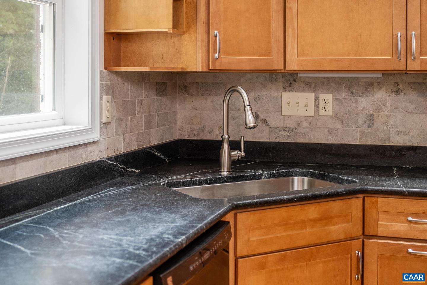 110 WARREN LN, CHARLOTTESVILLE, Virginia 22901, 5 Bedrooms Bedrooms, ,3 BathroomsBathrooms,Residential,For sale,110 WARREN LN,663940 MLS # 663940