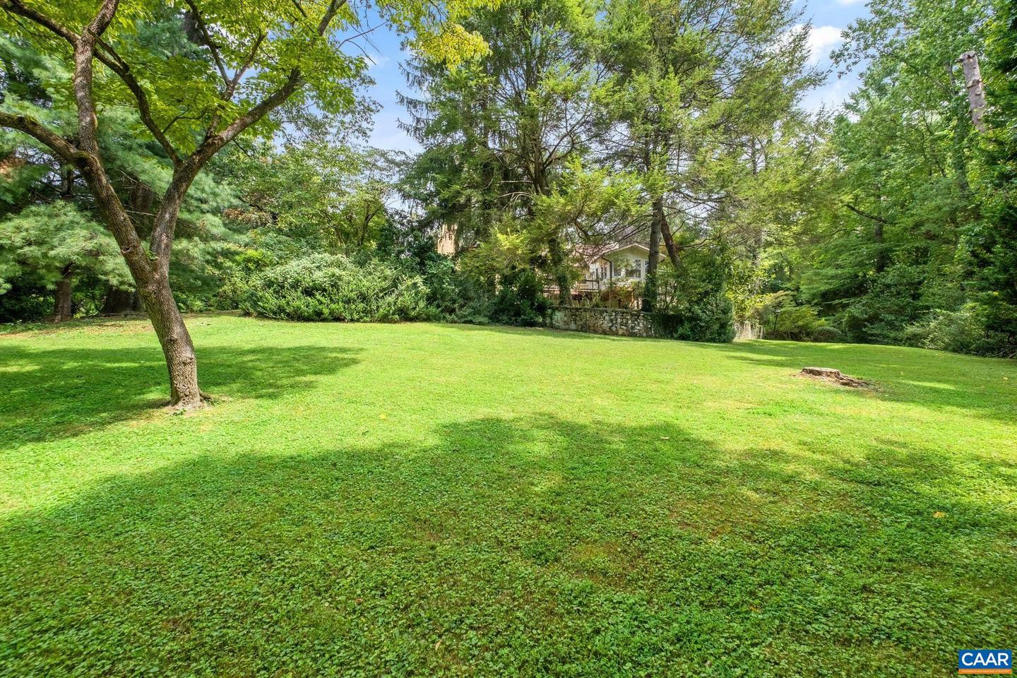 110 WARREN LN, CHARLOTTESVILLE, Virginia 22901, 5 Bedrooms Bedrooms, ,3 BathroomsBathrooms,Residential,For sale,110 WARREN LN,663940 MLS # 663940