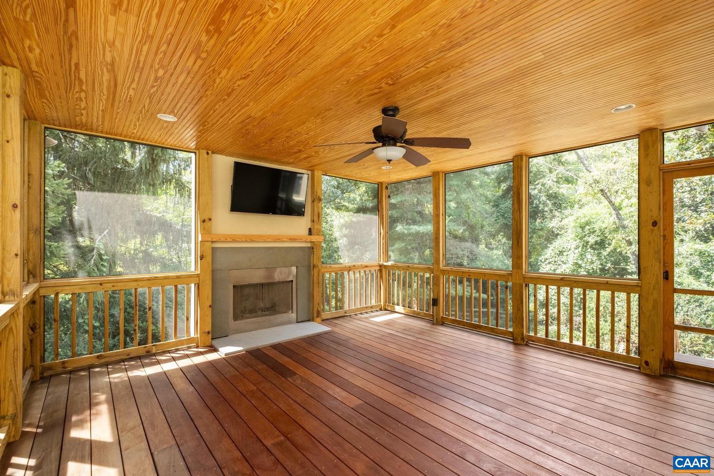 110 WARREN LN, CHARLOTTESVILLE, Virginia 22901, 5 Bedrooms Bedrooms, ,3 BathroomsBathrooms,Residential,For sale,110 WARREN LN,663940 MLS # 663940