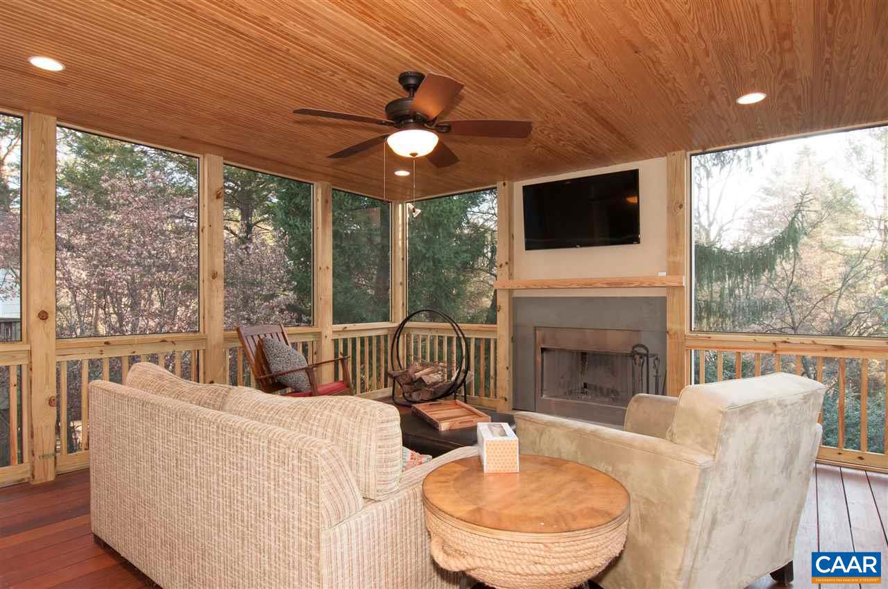 110 WARREN LN, CHARLOTTESVILLE, Virginia 22901, 5 Bedrooms Bedrooms, ,3 BathroomsBathrooms,Residential,For sale,110 WARREN LN,663940 MLS # 663940