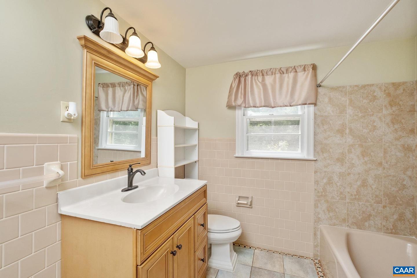 110 WARREN LN, CHARLOTTESVILLE, Virginia 22901, 5 Bedrooms Bedrooms, ,3 BathroomsBathrooms,Residential,For sale,110 WARREN LN,663940 MLS # 663940
