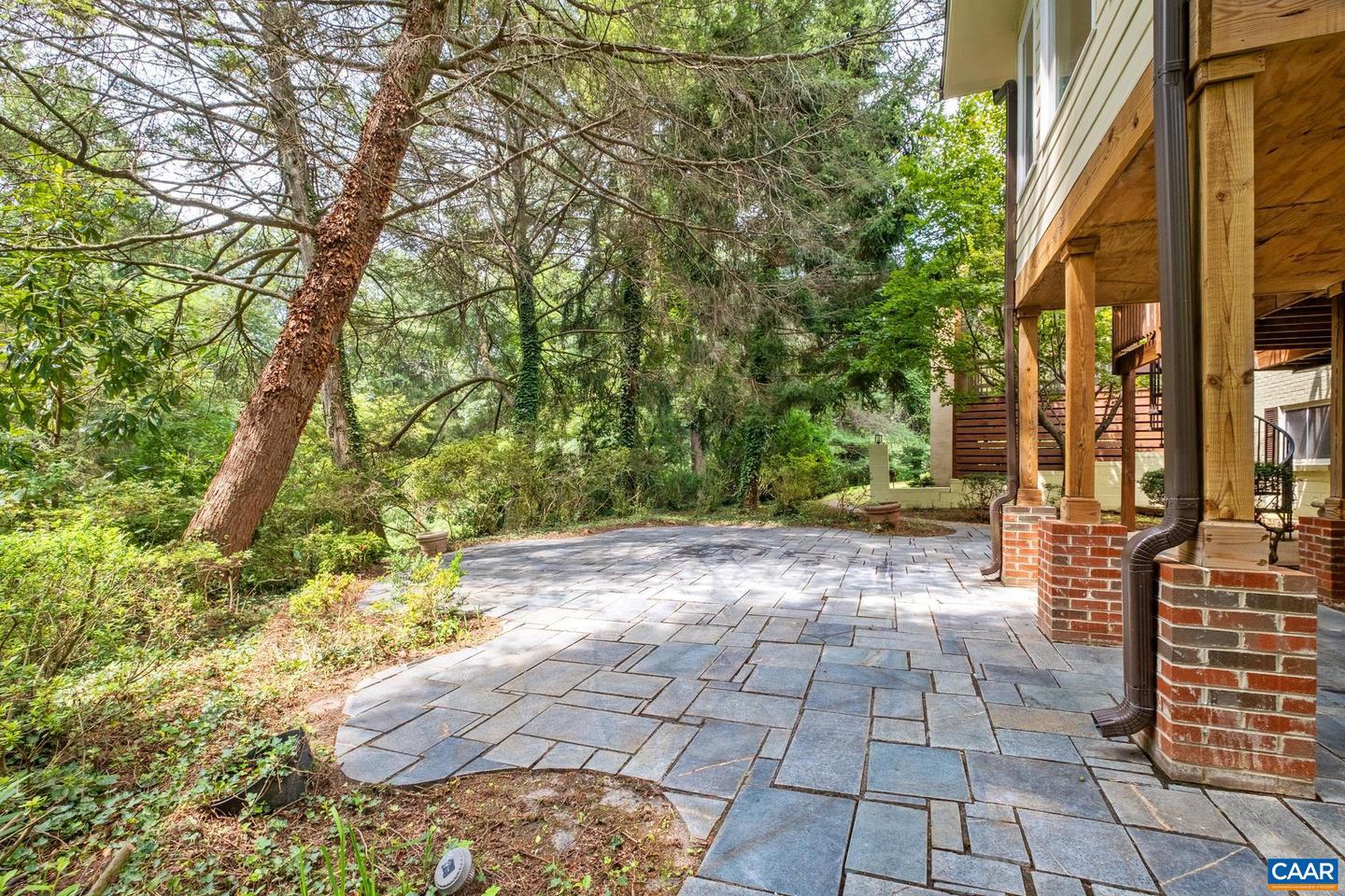 110 WARREN LN, CHARLOTTESVILLE, Virginia 22901, 5 Bedrooms Bedrooms, ,3 BathroomsBathrooms,Residential,For sale,110 WARREN LN,663940 MLS # 663940