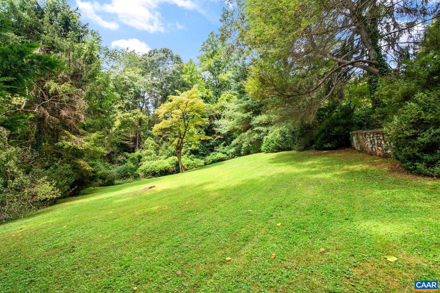 110 WARREN LN, CHARLOTTESVILLE, Virginia 22901, 5 Bedrooms Bedrooms, ,3 BathroomsBathrooms,Residential,For sale,110 WARREN LN,663940 MLS # 663940
