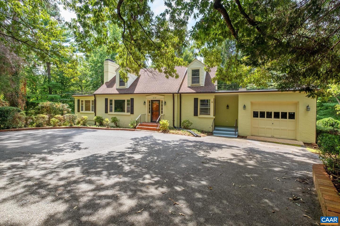 110 WARREN LN, CHARLOTTESVILLE, Virginia 22901, 5 Bedrooms Bedrooms, ,3 BathroomsBathrooms,Residential,For sale,110 WARREN LN,663940 MLS # 663940