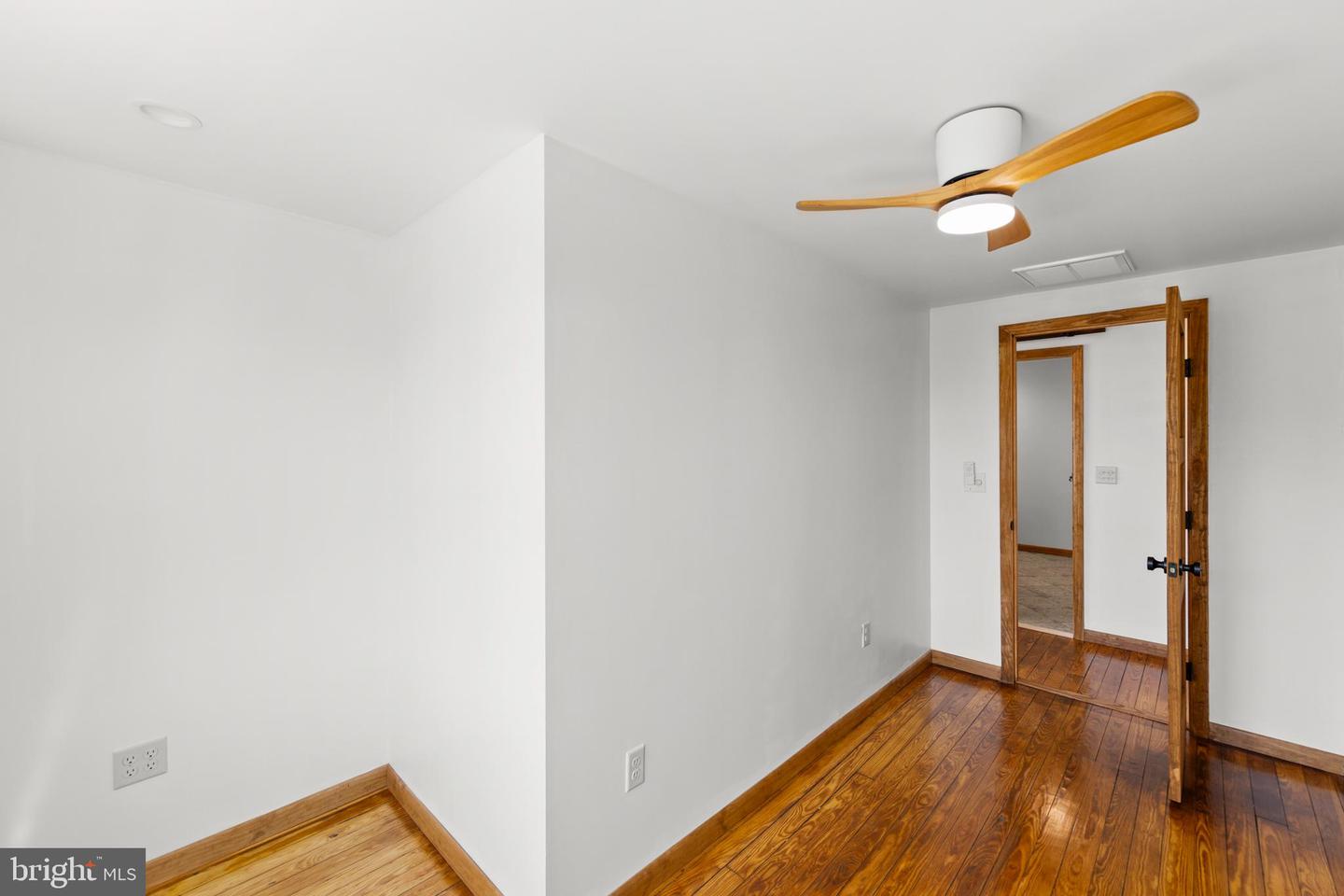112 W GERMAIN ST, WINCHESTER, Virginia 22601, 3 Bedrooms Bedrooms, ,2 BathroomsBathrooms,Residential,For sale,112 W GERMAIN ST,VAWI2007618 MLS # VAWI2007618