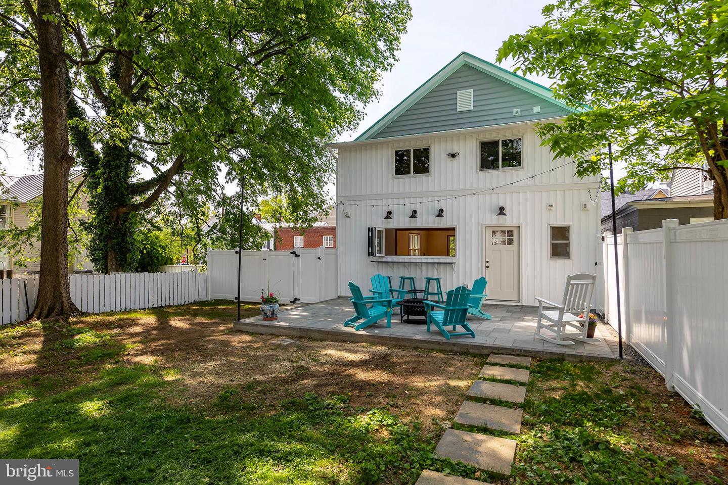 112 W GERMAIN ST, WINCHESTER, Virginia 22601, 3 Bedrooms Bedrooms, ,2 BathroomsBathrooms,Residential,For sale,112 W GERMAIN ST,VAWI2007618 MLS # VAWI2007618