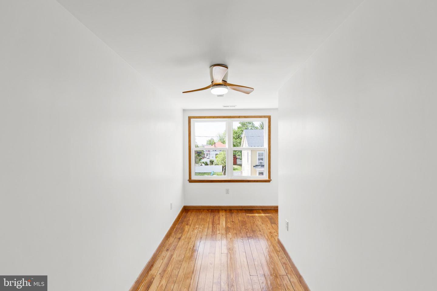 112 W GERMAIN ST, WINCHESTER, Virginia 22601, 3 Bedrooms Bedrooms, ,2 BathroomsBathrooms,Residential,For sale,112 W GERMAIN ST,VAWI2007618 MLS # VAWI2007618