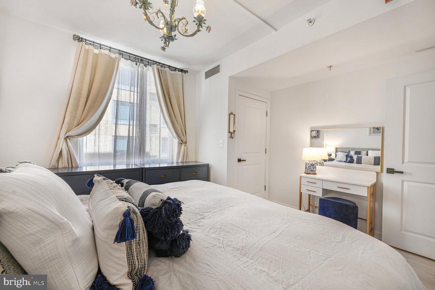 440 L ST NW #709, WASHINGTON, District Of Columbia 20001, 2 Bedrooms Bedrooms, ,1 BathroomBathrooms,Residential,For sale,440 L ST NW #709,DCDC2198432 MLS # DCDC2198432