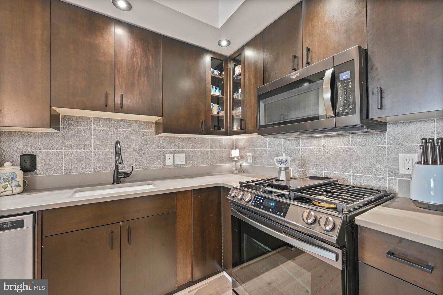 440 L ST NW #709, WASHINGTON, District Of Columbia 20001, 2 Bedrooms Bedrooms, ,1 BathroomBathrooms,Residential,For sale,440 L ST NW #709,DCDC2198432 MLS # DCDC2198432