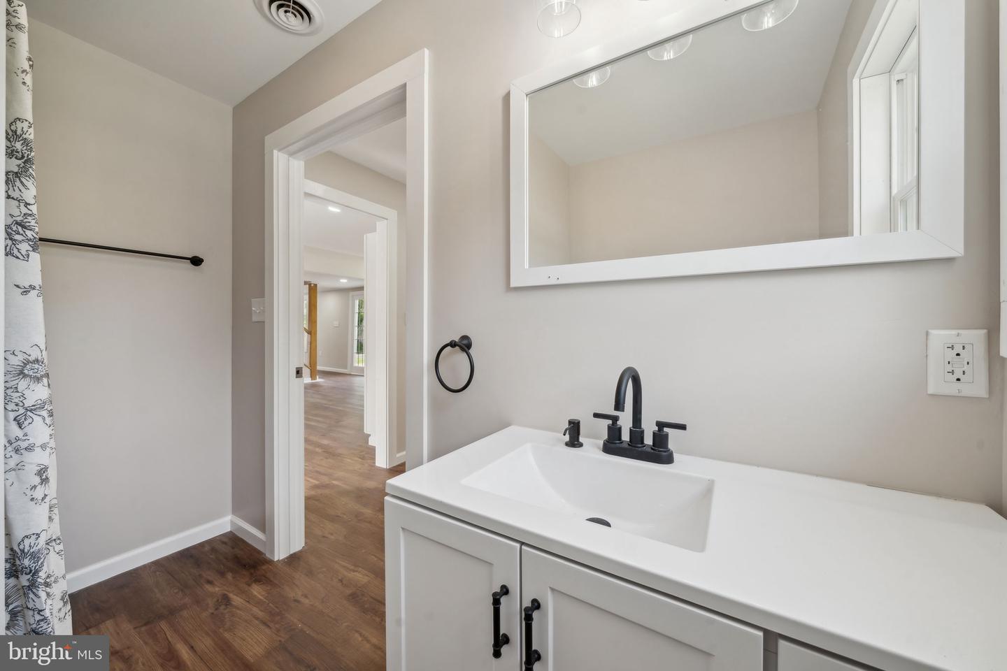 2651 CARMINES ISLAND RD, HAYES, Virginia 23072, 3 Bedrooms Bedrooms, ,3 BathroomsBathrooms,Residential,For sale,2651 CARMINES ISLAND RD,VAGV2000126 MLS # VAGV2000126