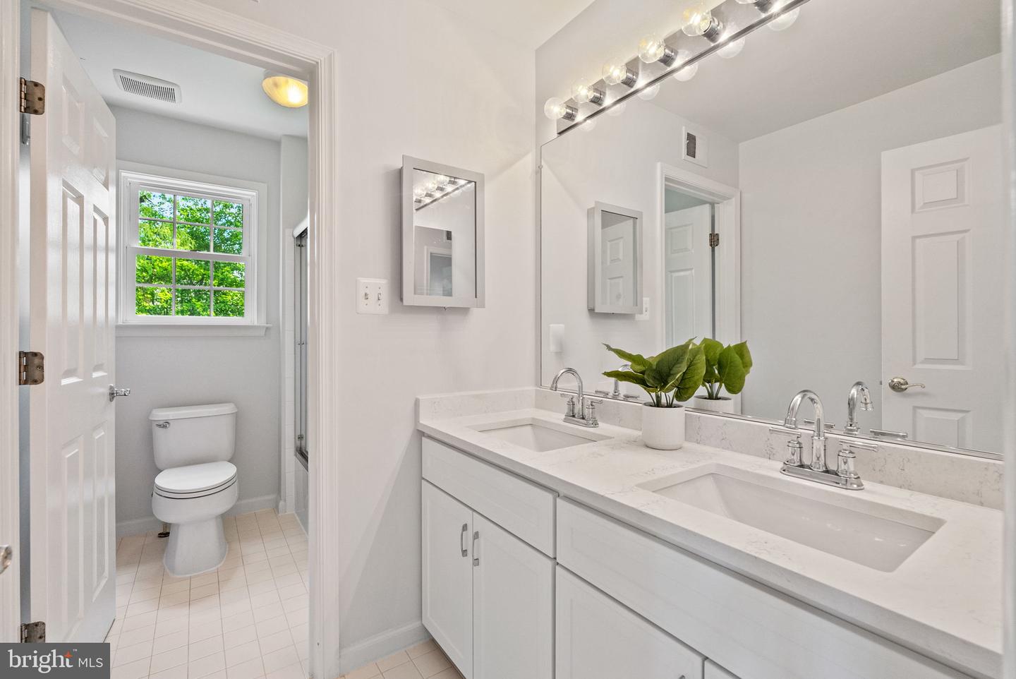 5393 ABERNATHY CT, FAIRFAX, Virginia 22032, 5 Bedrooms Bedrooms, ,4 BathroomsBathrooms,Residential,For sale,5393 ABERNATHY CT,VAFX2237960 MLS # VAFX2237960