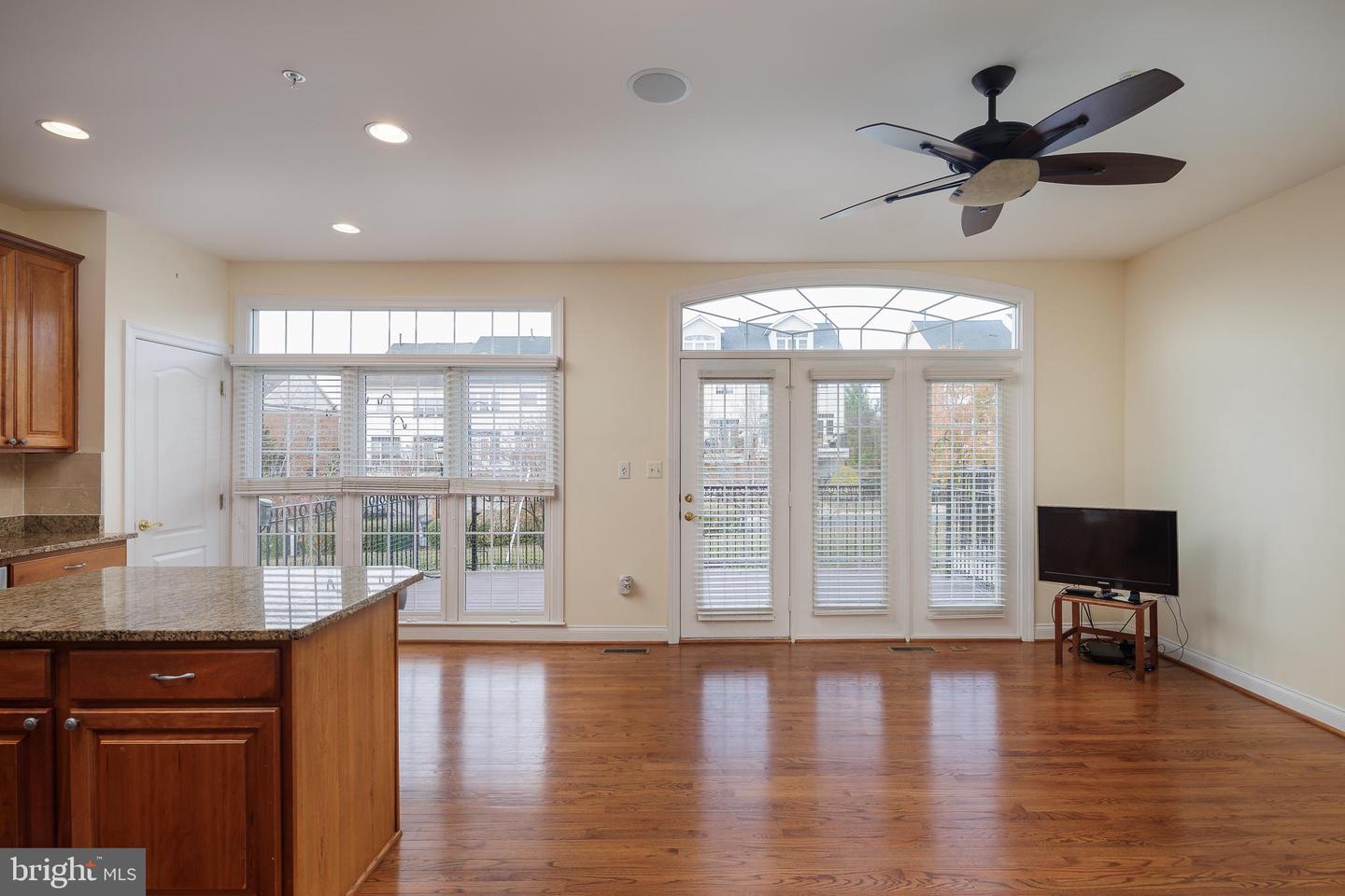 43800 BALLYBUNION TER, LEESBURG, Virginia 20176, 3 Bedrooms Bedrooms, ,3 BathroomsBathrooms,Residential,For sale,43800 BALLYBUNION TER,VALO2095356 MLS # VALO2095356