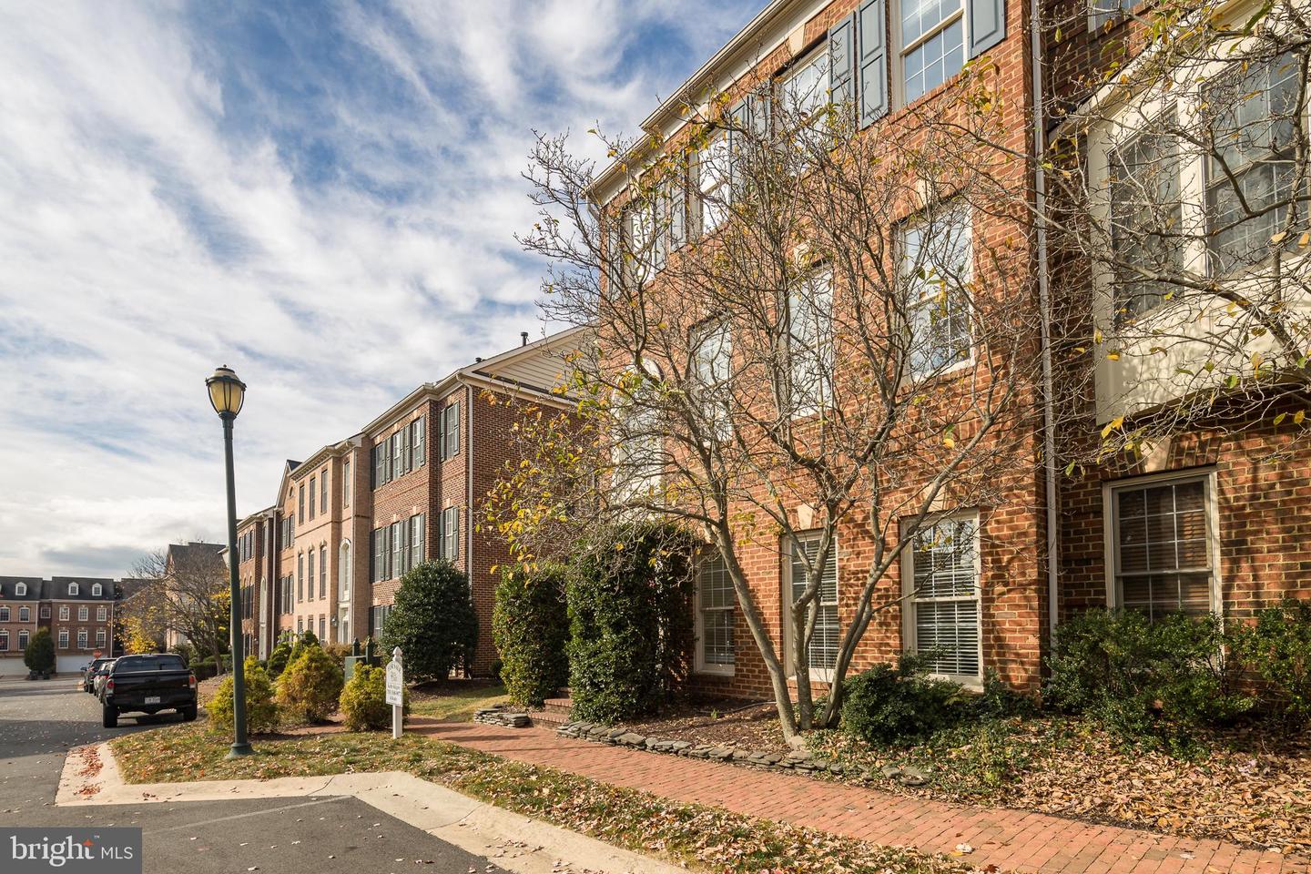 43800 BALLYBUNION TER, LEESBURG, Virginia 20176, 3 Bedrooms Bedrooms, ,3 BathroomsBathrooms,Residential,For sale,43800 BALLYBUNION TER,VALO2095356 MLS # VALO2095356