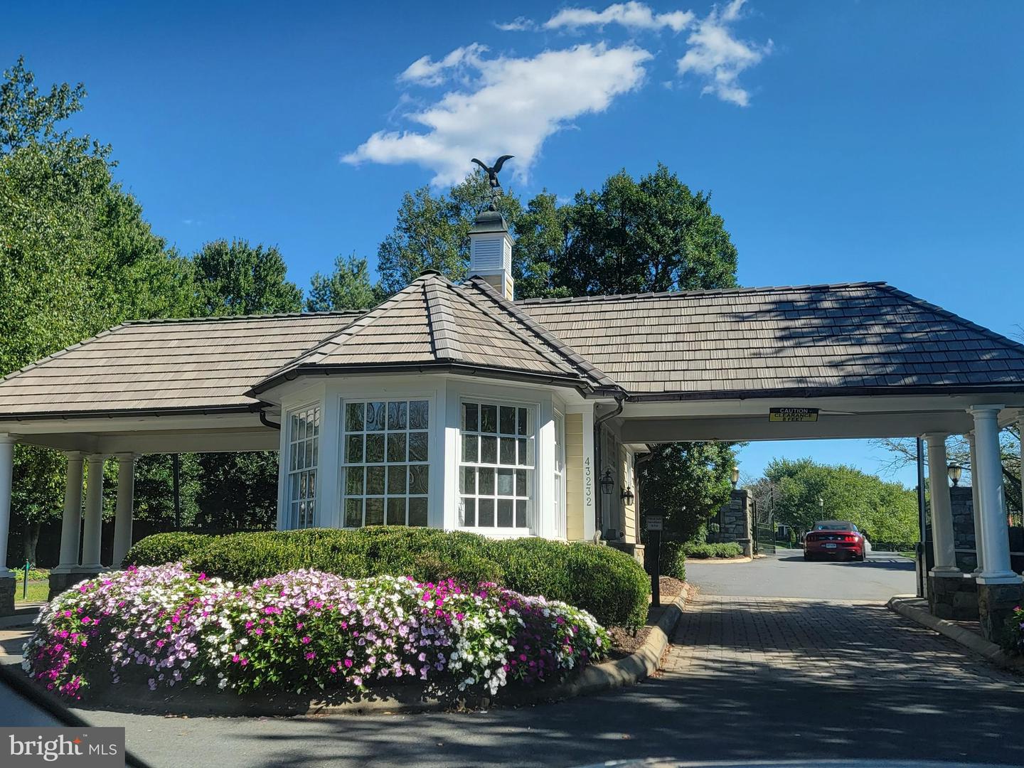 43800 BALLYBUNION TER, LEESBURG, Virginia 20176, 3 Bedrooms Bedrooms, ,3 BathroomsBathrooms,Residential,For sale,43800 BALLYBUNION TER,VALO2095356 MLS # VALO2095356