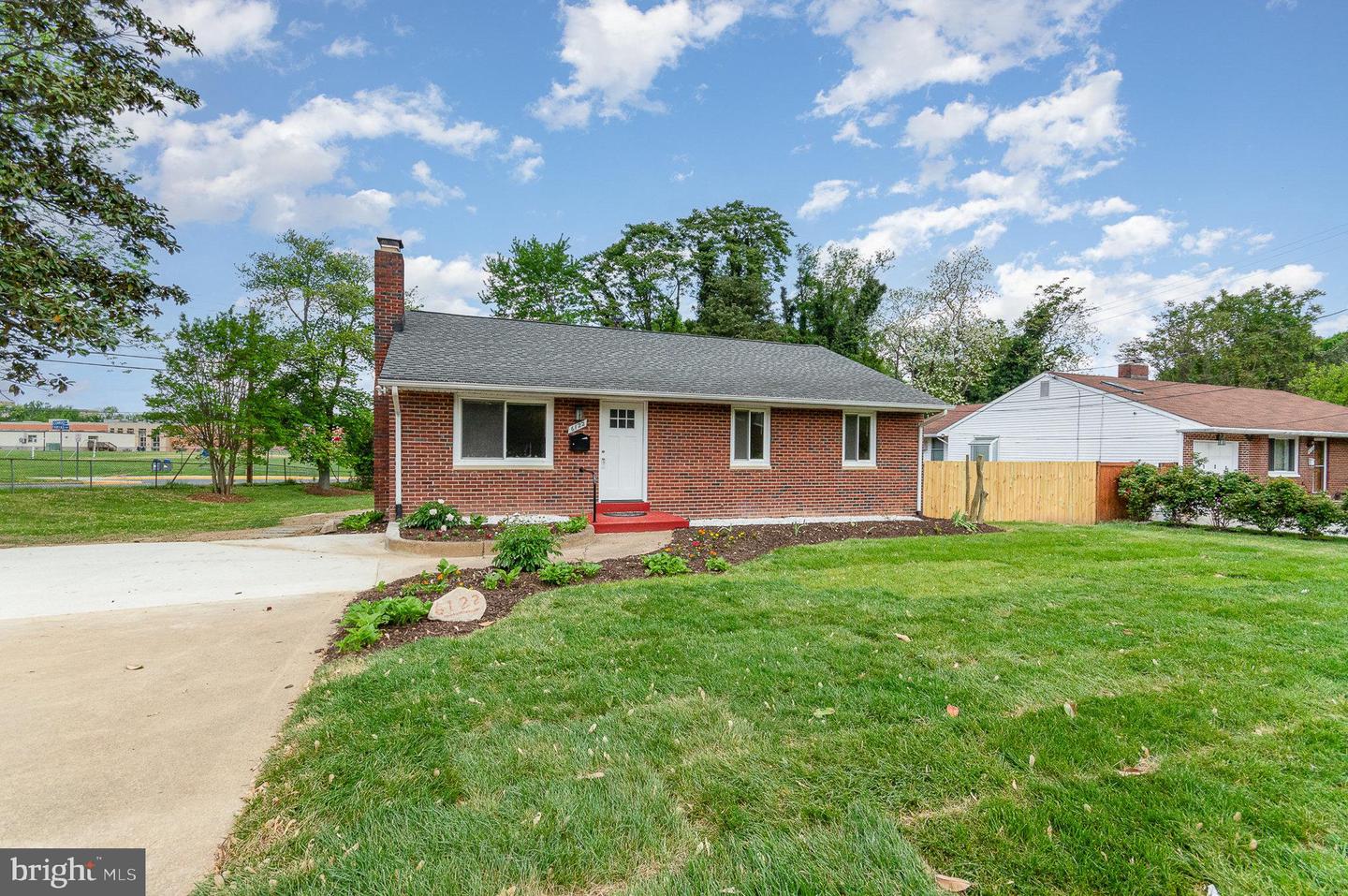 6122 YELLOWSTONE DR, ALEXANDRIA, Virginia 22312, 3 Bedrooms Bedrooms, ,2 BathroomsBathrooms,Residential,For sale,6122 YELLOWSTONE DR,VAFX2238148 MLS # VAFX2238148