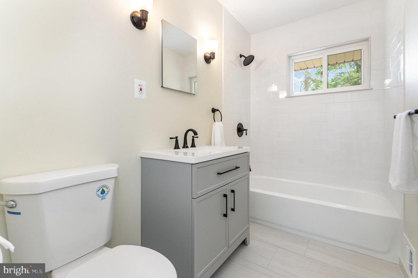 6122 YELLOWSTONE DR, ALEXANDRIA, Virginia 22312, 3 Bedrooms Bedrooms, ,2 BathroomsBathrooms,Residential,For sale,6122 YELLOWSTONE DR,VAFX2238148 MLS # VAFX2238148