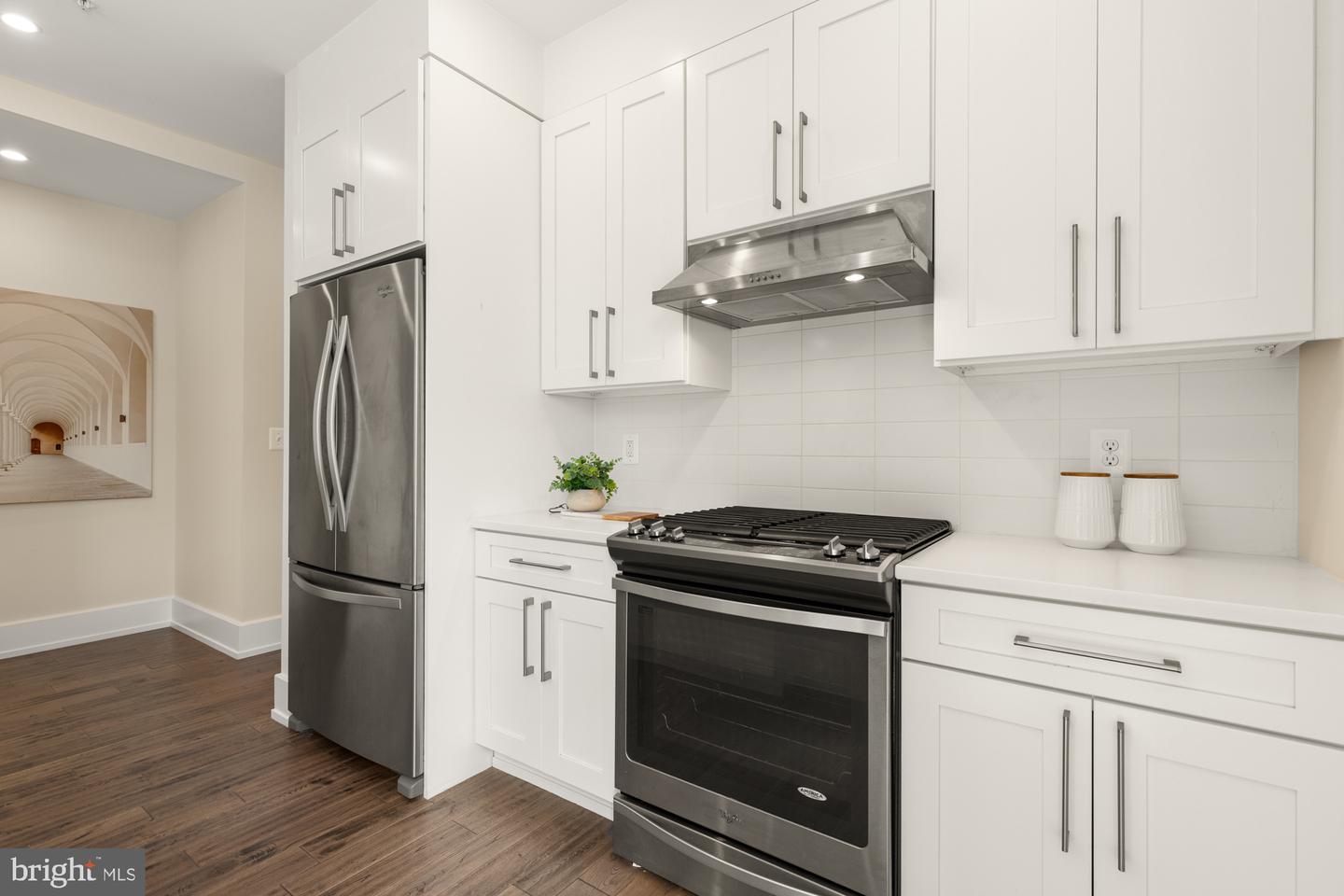 16 GRANT CIR NW #2, WASHINGTON, District Of Columbia 20011, 3 Bedrooms Bedrooms, ,2 BathroomsBathrooms,Residential,For sale,16 GRANT CIR NW #2,DCDC2198690 MLS # DCDC2198690