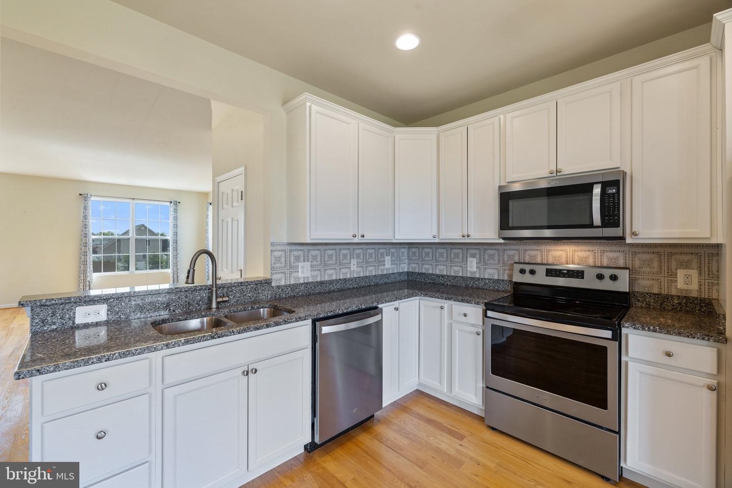 113 BROCKHAM CT #UNIT #7, WINCHESTER, Virginia 22602, 2 Bedrooms Bedrooms, ,2 BathroomsBathrooms,Residential,For sale,113 BROCKHAM CT #UNIT #7,VAFV2033852 MLS # VAFV2033852
