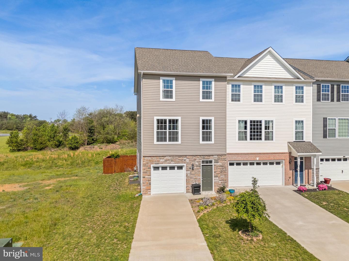 113 BROCKHAM CT #UNIT #7, WINCHESTER, Virginia 22602, 2 Bedrooms Bedrooms, ,2 BathroomsBathrooms,Residential,For sale,113 BROCKHAM CT #UNIT #7,VAFV2033852 MLS # VAFV2033852