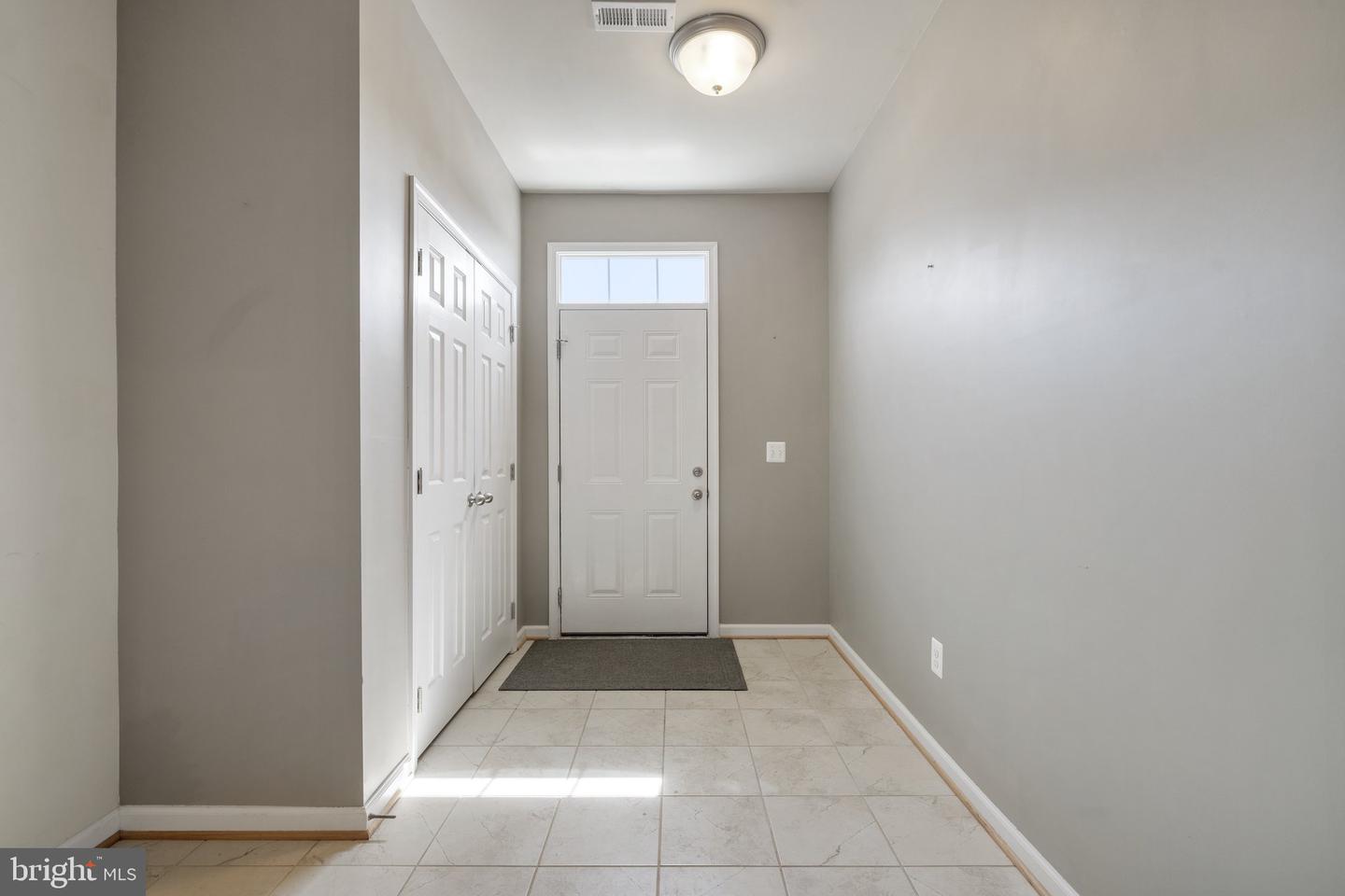 113 BROCKHAM CT #UNIT #7, WINCHESTER, Virginia 22602, 2 Bedrooms Bedrooms, ,2 BathroomsBathrooms,Residential,For sale,113 BROCKHAM CT #UNIT #7,VAFV2033852 MLS # VAFV2033852