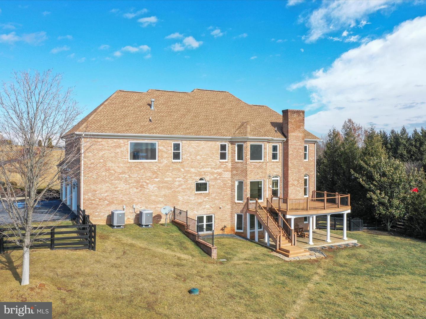 191 INEZ LN, STEPHENS CITY, Virginia 22655, 4 Bedrooms Bedrooms, ,4 BathroomsBathrooms,Residential,For sale,191 INEZ LN,VAFV2033854 MLS # VAFV2033854