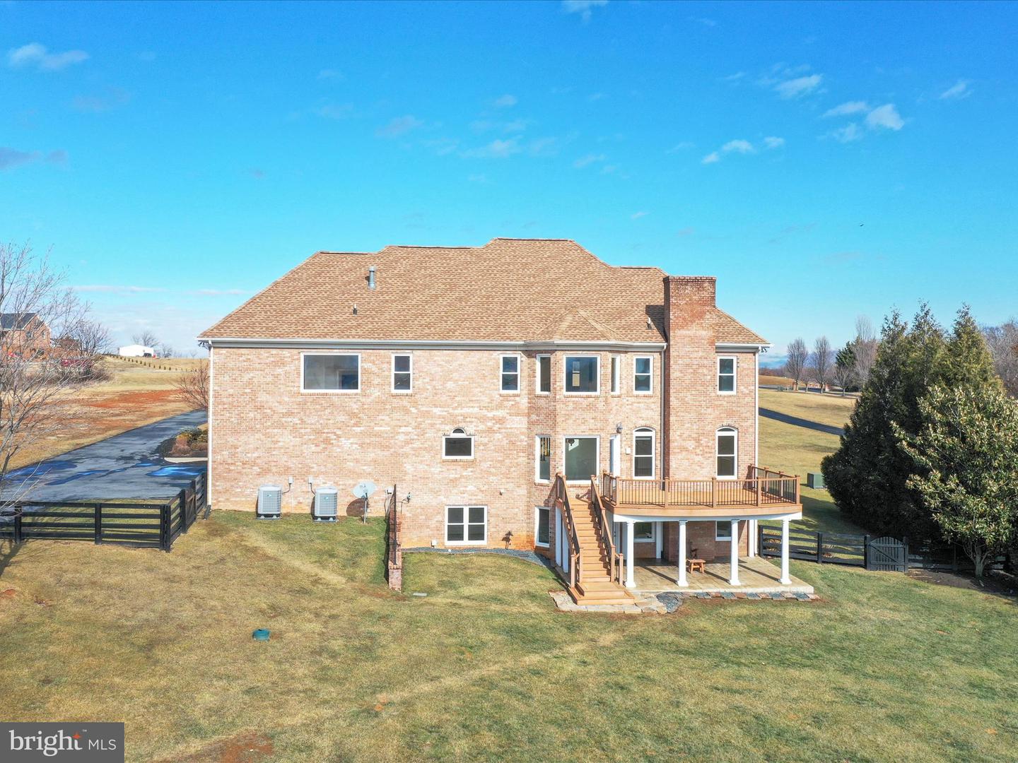 191 INEZ LN, STEPHENS CITY, Virginia 22655, 4 Bedrooms Bedrooms, ,4 BathroomsBathrooms,Residential,For sale,191 INEZ LN,VAFV2033854 MLS # VAFV2033854