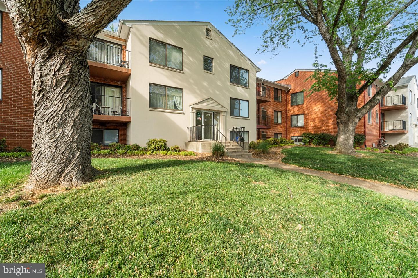 125-K CLUBHOUSE DR SW #11, LEESBURG, Virginia 20175, 1 Bedroom Bedrooms, ,1 BathroomBathrooms,Residential,For sale,125-K CLUBHOUSE DR SW #11,VALO2095408 MLS # VALO2095408