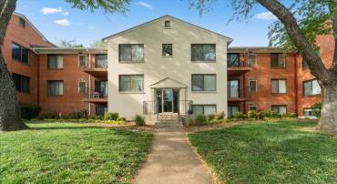 125-K CLUBHOUSE DR SW #11, LEESBURG, Virginia 20175, 1 Bedroom Bedrooms, ,1 BathroomBathrooms,Residential,For sale,125-K CLUBHOUSE DR SW #11,VALO2095408 MLS # VALO2095408
