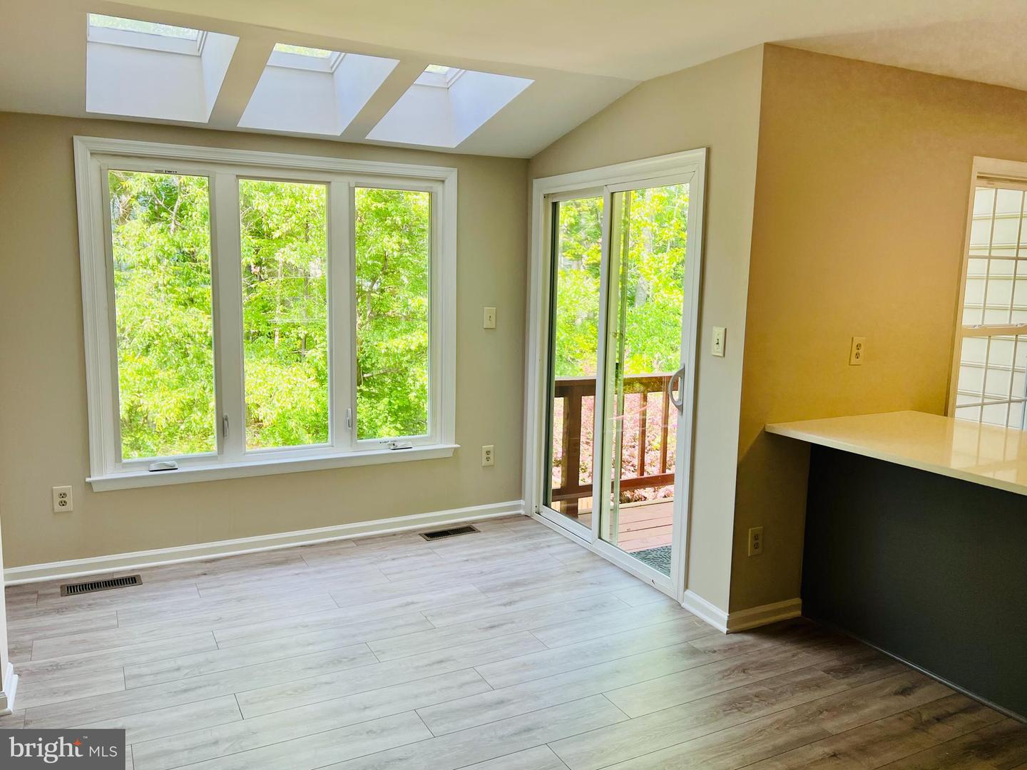 6062 CLAY SPUR CT, CENTREVILLE, Virginia 20121, 3 Bedrooms Bedrooms, ,3 BathroomsBathrooms,Residential,For sale,6062 CLAY SPUR CT,VAFX2238214 MLS # VAFX2238214