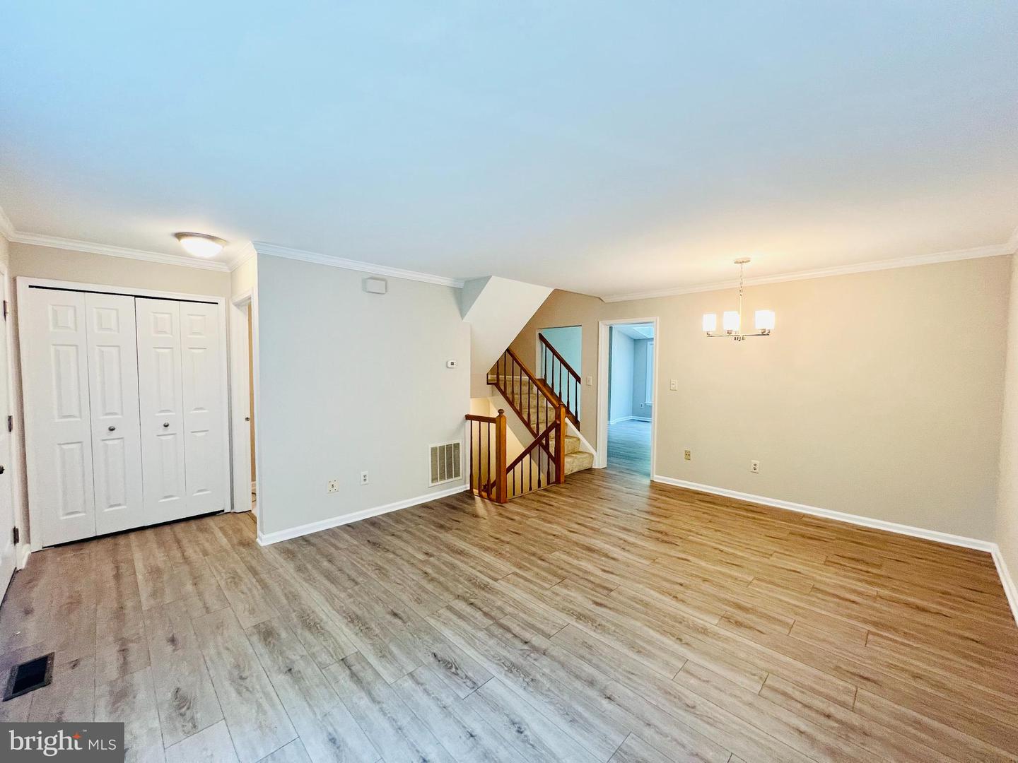 6062 CLAY SPUR CT, CENTREVILLE, Virginia 20121, 3 Bedrooms Bedrooms, ,3 BathroomsBathrooms,Residential,For sale,6062 CLAY SPUR CT,VAFX2238214 MLS # VAFX2238214