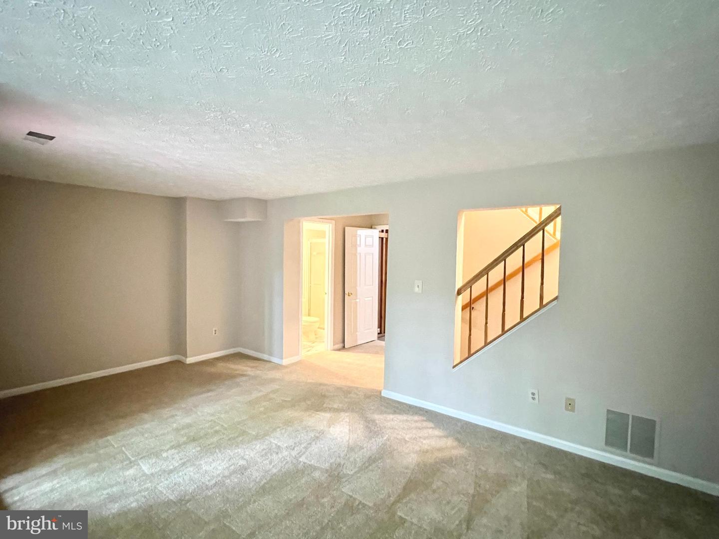 6062 CLAY SPUR CT, CENTREVILLE, Virginia 20121, 3 Bedrooms Bedrooms, ,3 BathroomsBathrooms,Residential,For sale,6062 CLAY SPUR CT,VAFX2238214 MLS # VAFX2238214