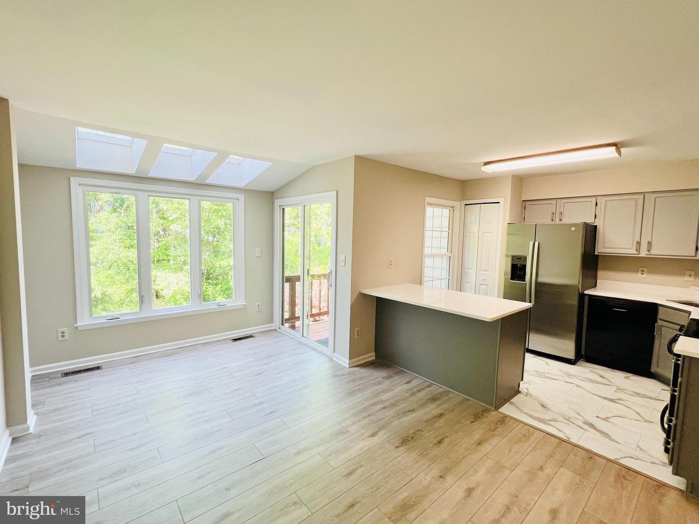 6062 CLAY SPUR CT, CENTREVILLE, Virginia 20121, 3 Bedrooms Bedrooms, ,3 BathroomsBathrooms,Residential,For sale,6062 CLAY SPUR CT,VAFX2238214 MLS # VAFX2238214