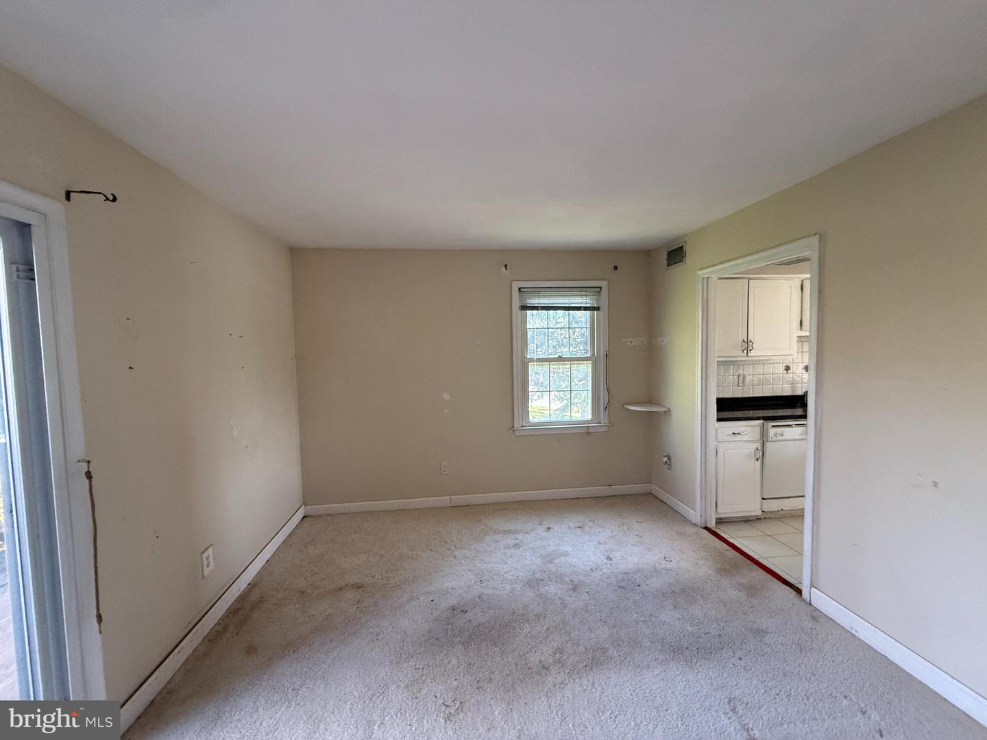 1050-C RAMSGATE CT, STERLING, Virginia 20164, 3 Bedrooms Bedrooms, ,1 BathroomBathrooms,Residential,For sale,1050-C RAMSGATE CT,VALO2095414 MLS # VALO2095414