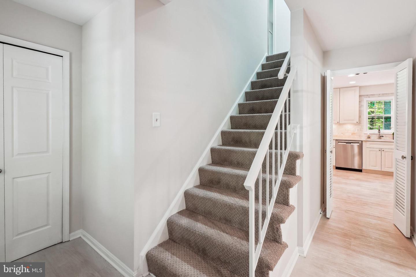 12871 VALLEYWOOD DR, WOODBRIDGE, Virginia 22192, 4 Bedrooms Bedrooms, ,2 BathroomsBathrooms,Residential,For sale,12871 VALLEYWOOD DR,VAPW2093760 MLS # VAPW2093760