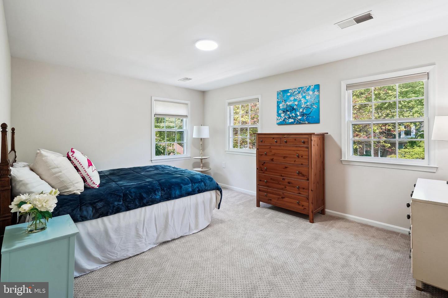 12871 VALLEYWOOD DR, WOODBRIDGE, Virginia 22192, 4 Bedrooms Bedrooms, ,2 BathroomsBathrooms,Residential,For sale,12871 VALLEYWOOD DR,VAPW2093760 MLS # VAPW2093760