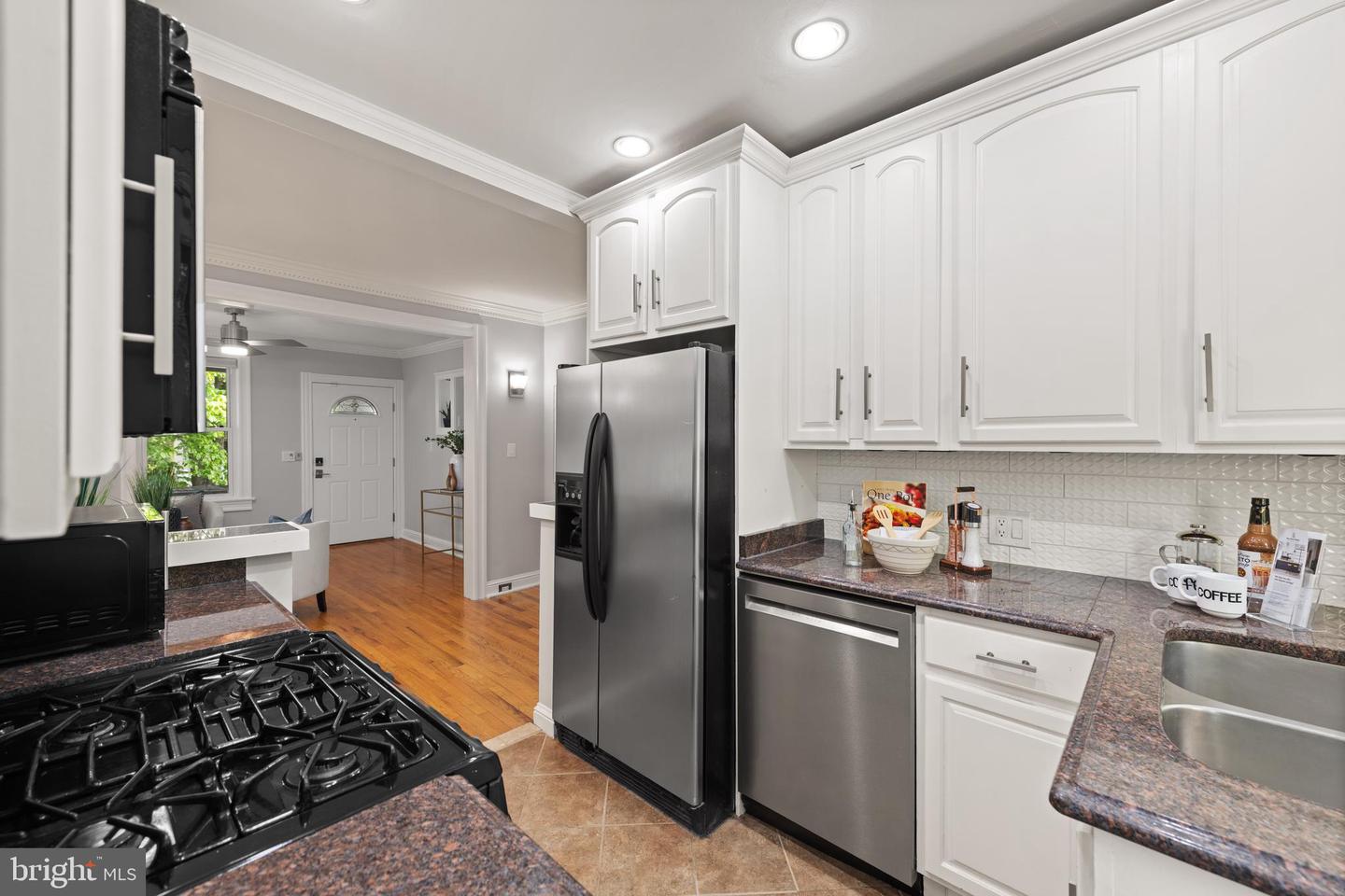 2610 HAMLIN ST NE, WASHINGTON, District Of Columbia 20018, 3 Bedrooms Bedrooms, ,2 BathroomsBathrooms,Residential,For sale,2610 HAMLIN ST NE,DCDC2198642 MLS # DCDC2198642