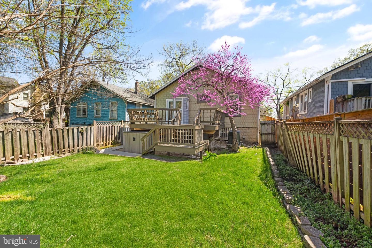 2610 HAMLIN ST NE, WASHINGTON, District Of Columbia 20018, 3 Bedrooms Bedrooms, ,2 BathroomsBathrooms,Residential,For sale,2610 HAMLIN ST NE,DCDC2198642 MLS # DCDC2198642