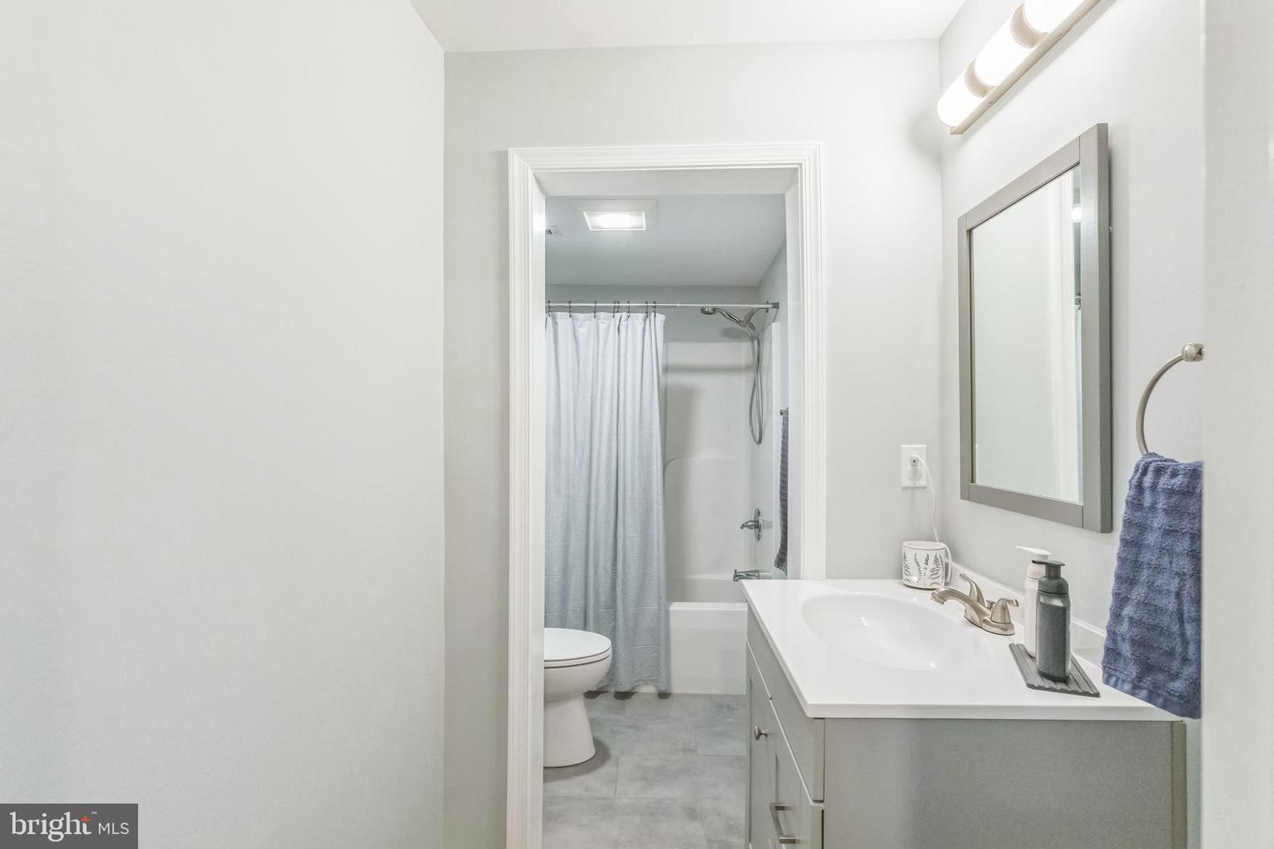 864 JAMES RIVER RD, SCOTTSVILLE, Virginia 24590, 4 Bedrooms Bedrooms, ,2 BathroomsBathrooms,Residential,For sale,864 JAMES RIVER RD,VAAB2000966 MLS # VAAB2000966
