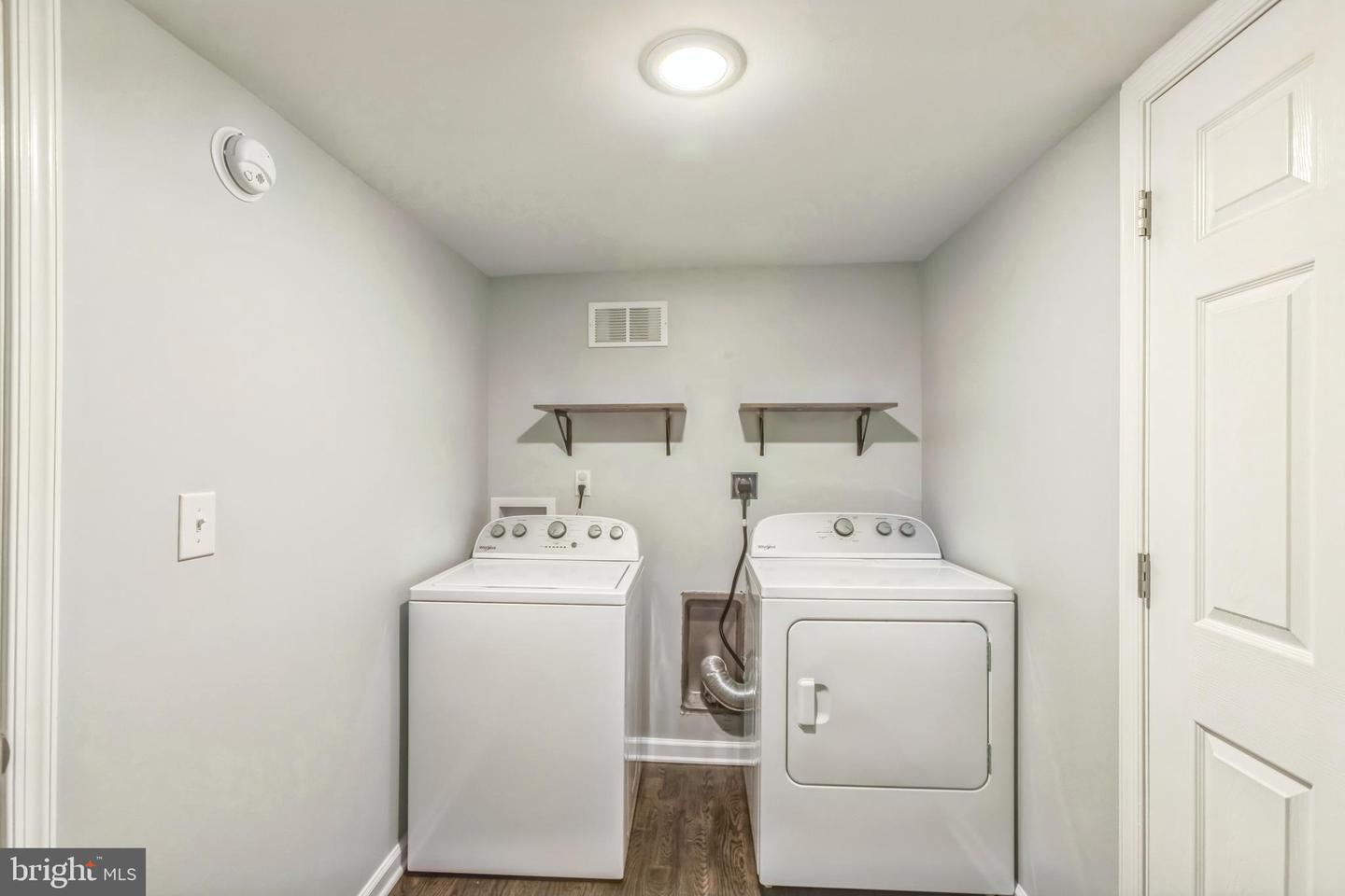 864 JAMES RIVER RD, SCOTTSVILLE, Virginia 24590, 4 Bedrooms Bedrooms, ,2 BathroomsBathrooms,Residential,For sale,864 JAMES RIVER RD,VAAB2000966 MLS # VAAB2000966