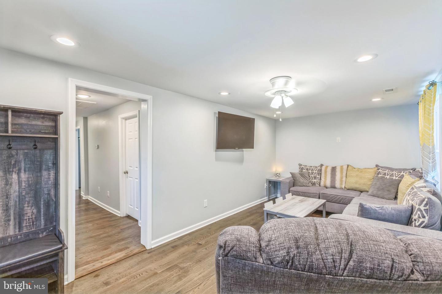 864 JAMES RIVER RD, SCOTTSVILLE, Virginia 24590, 4 Bedrooms Bedrooms, ,2 BathroomsBathrooms,Residential,For sale,864 JAMES RIVER RD,VAAB2000966 MLS # VAAB2000966